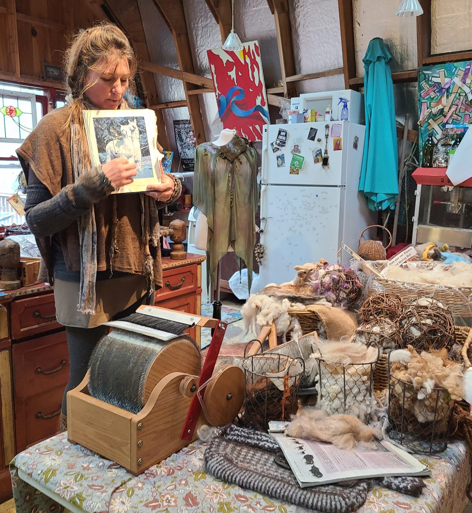 Holly explaining the uses of alpaca fur.