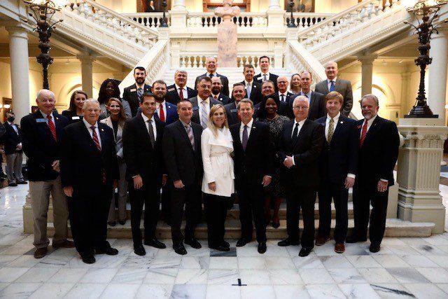 senators standing together